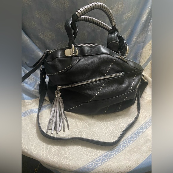B Makowsky all leather black with silver tassel bag - Picture 2 of 7